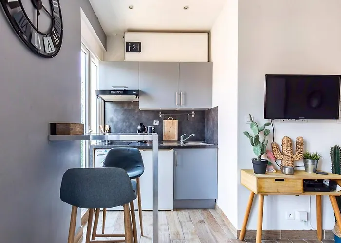 Homelivia Av Jean Medecin Apartment Nizza