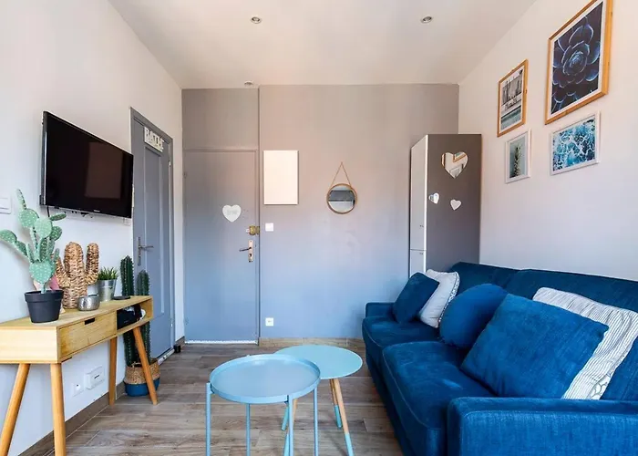Homelivia Av Jean Medecin Apartment